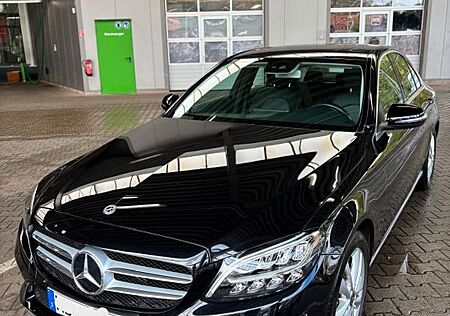 Mercedes-Benz C 180 Autom. - Lim. CGI*LED*TEMPO*LEDER*SITZH.