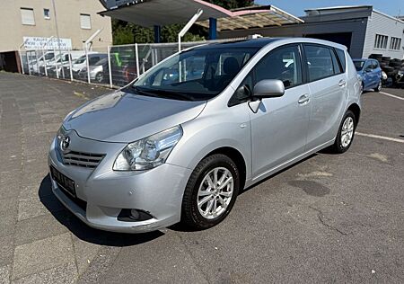 Toyota Verso Edition *7Sitzer,Pano,Navi*