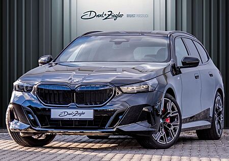 BMW 540d xDrive Touring M-Sport PRO 20" ACC PANO B&W