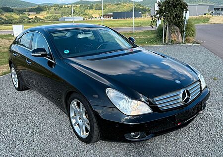 Mercedes-Benz CLS 320 CDI designo ** 1 HAND ** TÜV