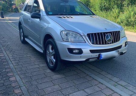 Mercedes-Benz ML 320 CDI 4MATIC -