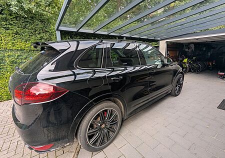 Porsche Cayenne GTS Top Zustand Scheckheft