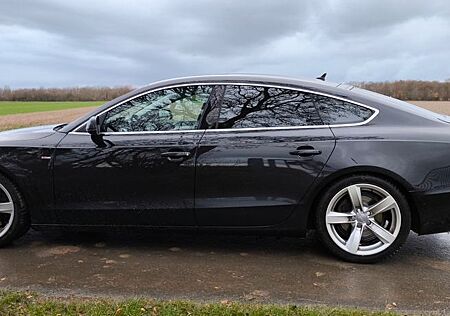 Audi A5 2.0 TFSI quattro Sportback S - Line