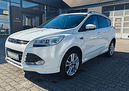 Ford Kuga Individual*Kamera*SHZ*8 Fach Bereift*