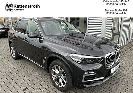 BMW X5 xDrive30d xLine HeadUp DrivAssProf ParkAssPl