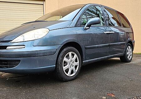 Peugeot 807 Family HDi 130*7 Sitze*8 fach bereift*