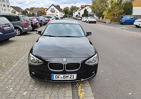 BMW 114i -