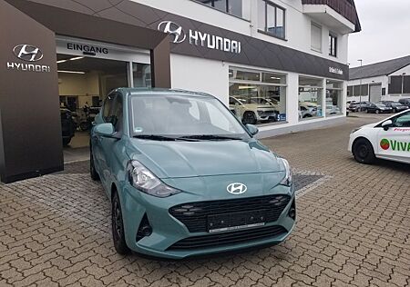 Hyundai i10 1.0 Trend Navi + Klimaautomatik + WKR