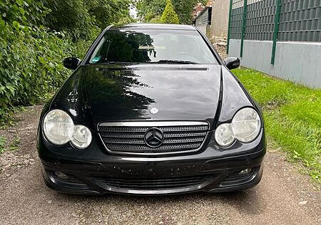 Mercedes-Benz CL 200