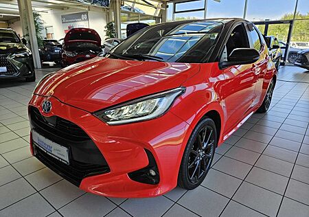 Toyota Yaris Hybrid 1.5 Style Navi LED Sitzheizung 17Zo