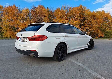 BMW 540i xDrive Touring A -