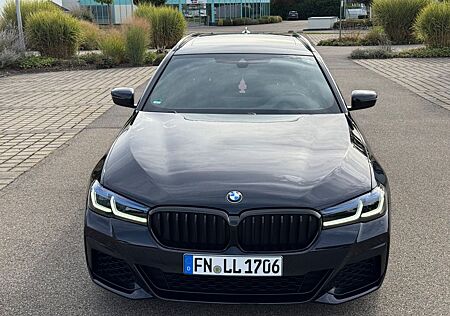 BMW 540i xDrive Touring M