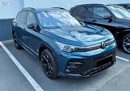 VW Tiguan Volkswagen 1.5 eTSI DSG R-Line,IQ.HD,Standhz,360°K