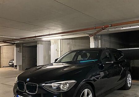 BMW 116d EfficientDynamics Edit. Sport Line Spor...