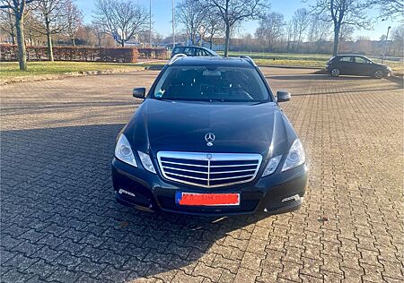 Mercedes-Benz E 200 CDI T BlueEFFICIENCY AVANTGARDE AVANTGARDE