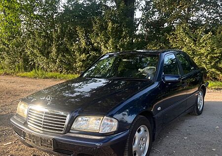 Mercedes-Benz C 200 CLASSIC SELECTION Classic Selection