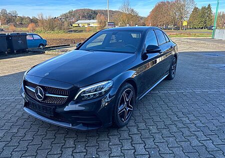 Mercedes-Benz C 300 de*AMG LINE*