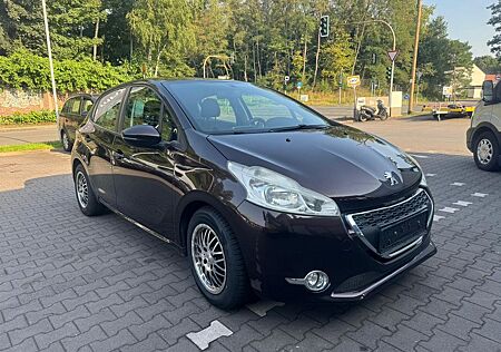 Peugeot 208 Active-PDC