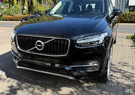 Volvo XC 90 XC90 D5 AWD 7 Sitzer Allrad