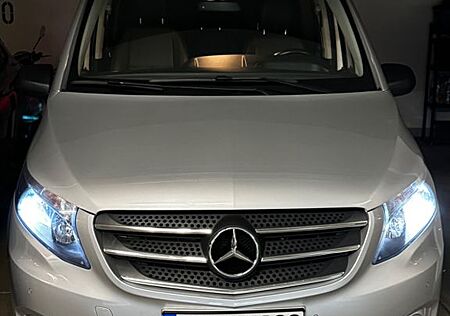 Mercedes-Benz Vito Mixto