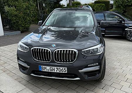 BMW X3 xDrive20i Luxury Line AT LuxuryLine 33.000 km