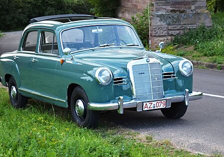 Mercedes-Benz 190