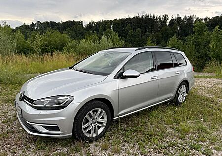 VW Golf Volkswagen 2.0 TDI SCR DSG Comfortline Variant Com...