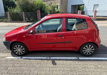 Fiat Punto 1.2 8V Active Active