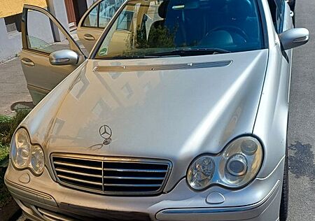 Mercedes-Benz C 180 KOMPRESSOR AVANTGARDE Avantgarde