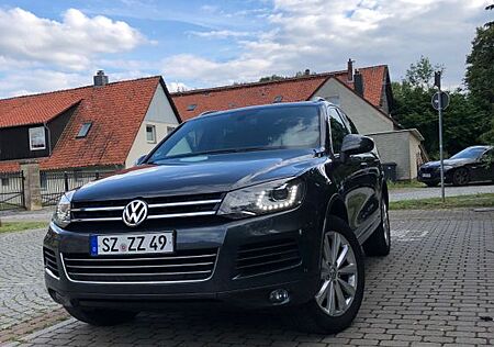 VW Touareg Volkswagen 3.0 V6 TDI Tiptronic BlueMotion Tech...