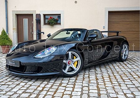 Porsche Carrera GT Basaltschwarzmetallic