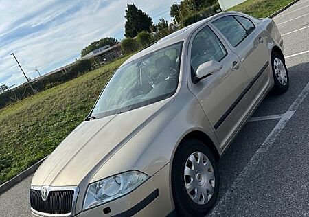 Skoda Octavia 1.9 TDI PD DPF DSG Elegance Elegance
