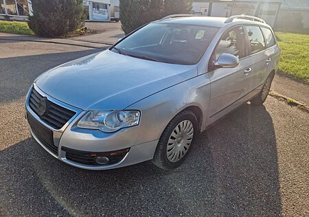 VW Passat Variant Volkswagen Trendline