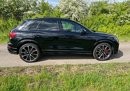 Audi RS Q3 RSQ3 EZ06/2024