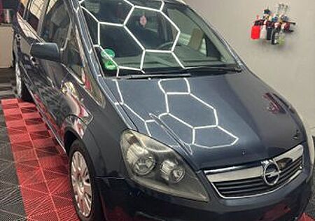 Opel Zafira 1.9 CDTI 74kW - 7 Sitze - Anhängerkupplun