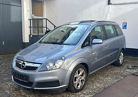 Opel Zafira 2.2 direct Automatik 7 Sitzer