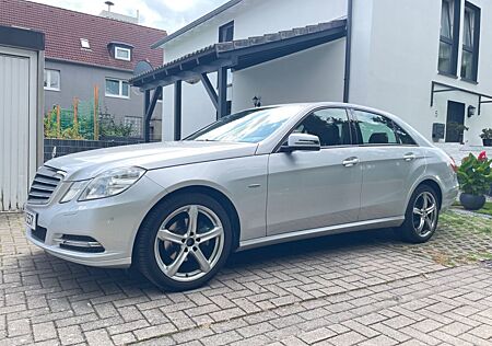 Mercedes-Benz E 200 CDI BlueEFFICIENCY -