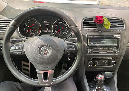 VW Golf Volkswagen 1.4 TSI 90 kW Style Style