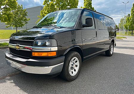 Chevrolet Express gebraucht kaufen Chevrolet Express AWD 4x4, 8 sitz (GMC Savana)