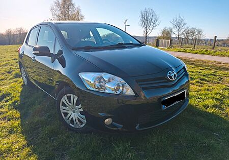 Toyota Auris 1,6-l-Valvematic Life Life