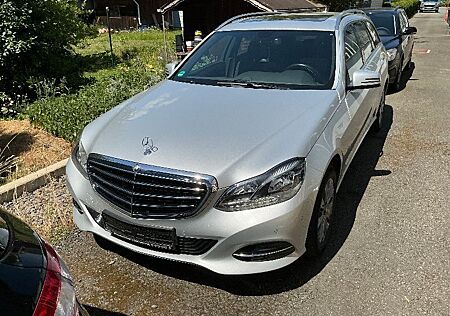 Mercedes-Benz E 220 BlueTEC BE T Edition ELEGANCE Auto Edi...