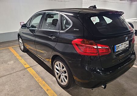 BMW 2er 225 Active Tourer 225xe iPerformance Modell Adva