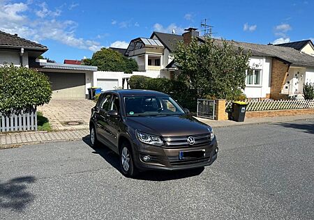 VW Tiguan Volkswagen 2.0 TDI DSG 4MOTION 1 Hand
