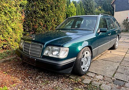 Mercedes-Benz 250 E TD W124 Kombi, Automatik, 113 PS, TÜV neu