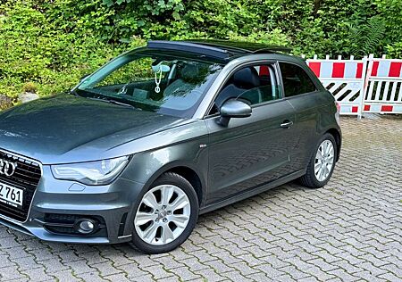 Audi A1 1.6 TDI 66kW Attraction Attraction