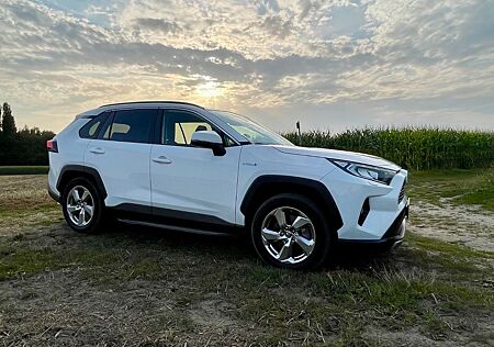 Toyota RAV 4 2.5 Hybrid Club (Team D) AHK, 4X4, Autom.