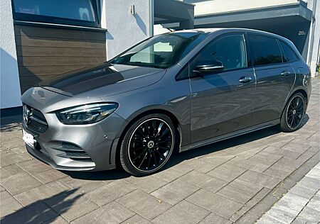 Mercedes-Benz B 220 4MATIC DCT -