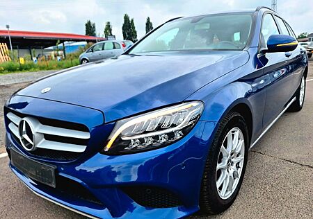 Mercedes-Benz C 180 *Navi*LED*SHZ*PDC+Cam
