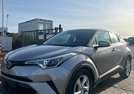 Toyota C-HR Hybrid Flow