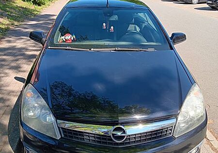 Opel Astra 1.9 CDTI Cosmo 110kW Cosmo